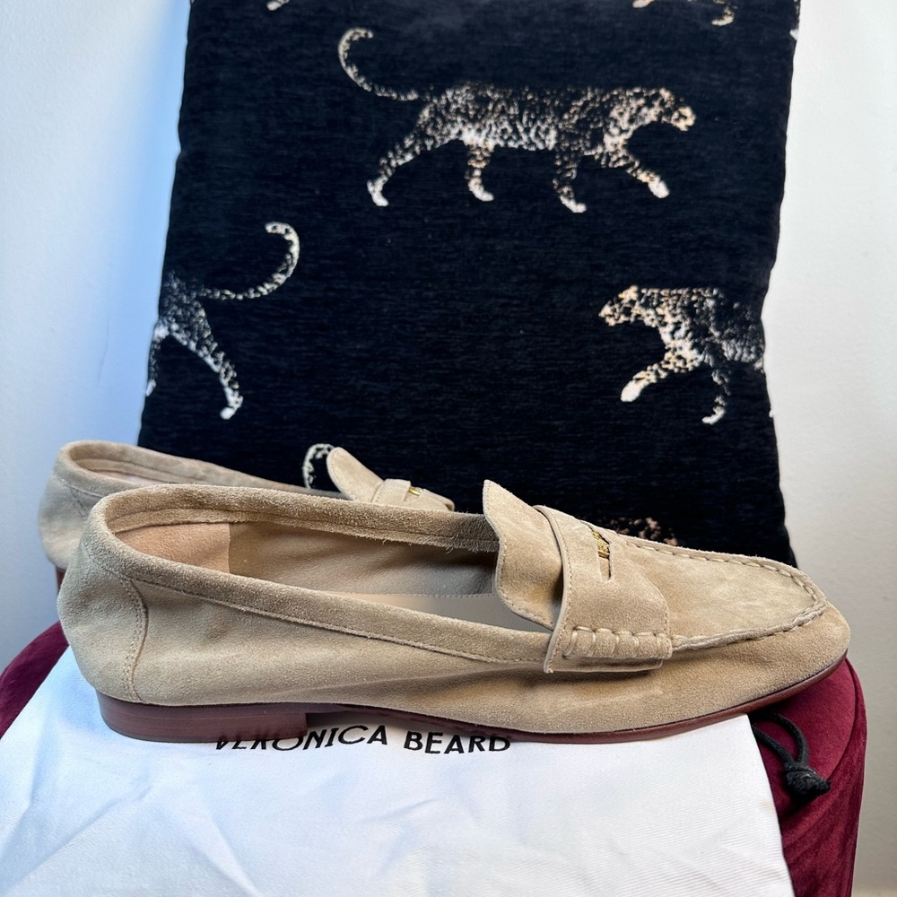 Veronica Beard Penny Loafer in Sand sude leather work classy flat like new - Picture 5 of 11